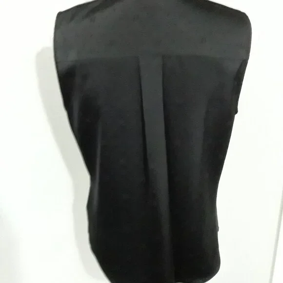 Karl Lagerfeld lovely dark black sleeveless button down top size M - Picture 6 of 10